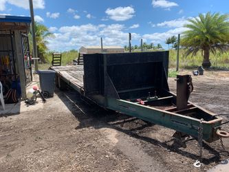 24 ft Dovetail trailer military hitch