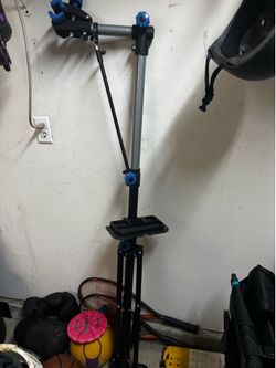 Bike repair stand