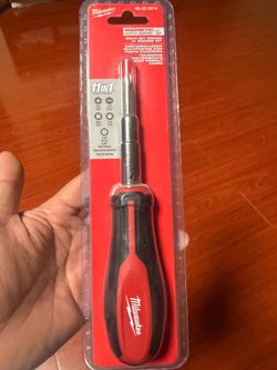 Milwaukee 11-in-1 Magnetic Multi-Bit Screwdriver