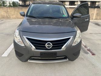 NISSAN VERSA 2019