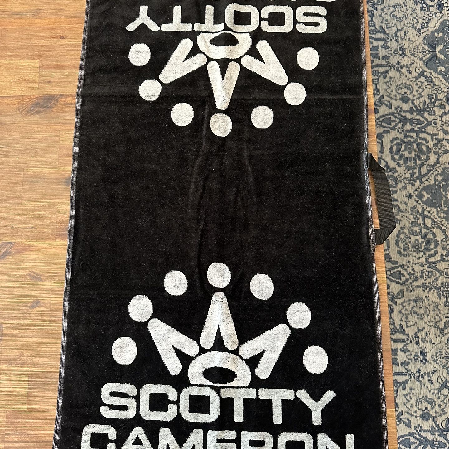NEW Scotty Cameron Gallery Large Fade Stack Players Golf Towel  display picture 1