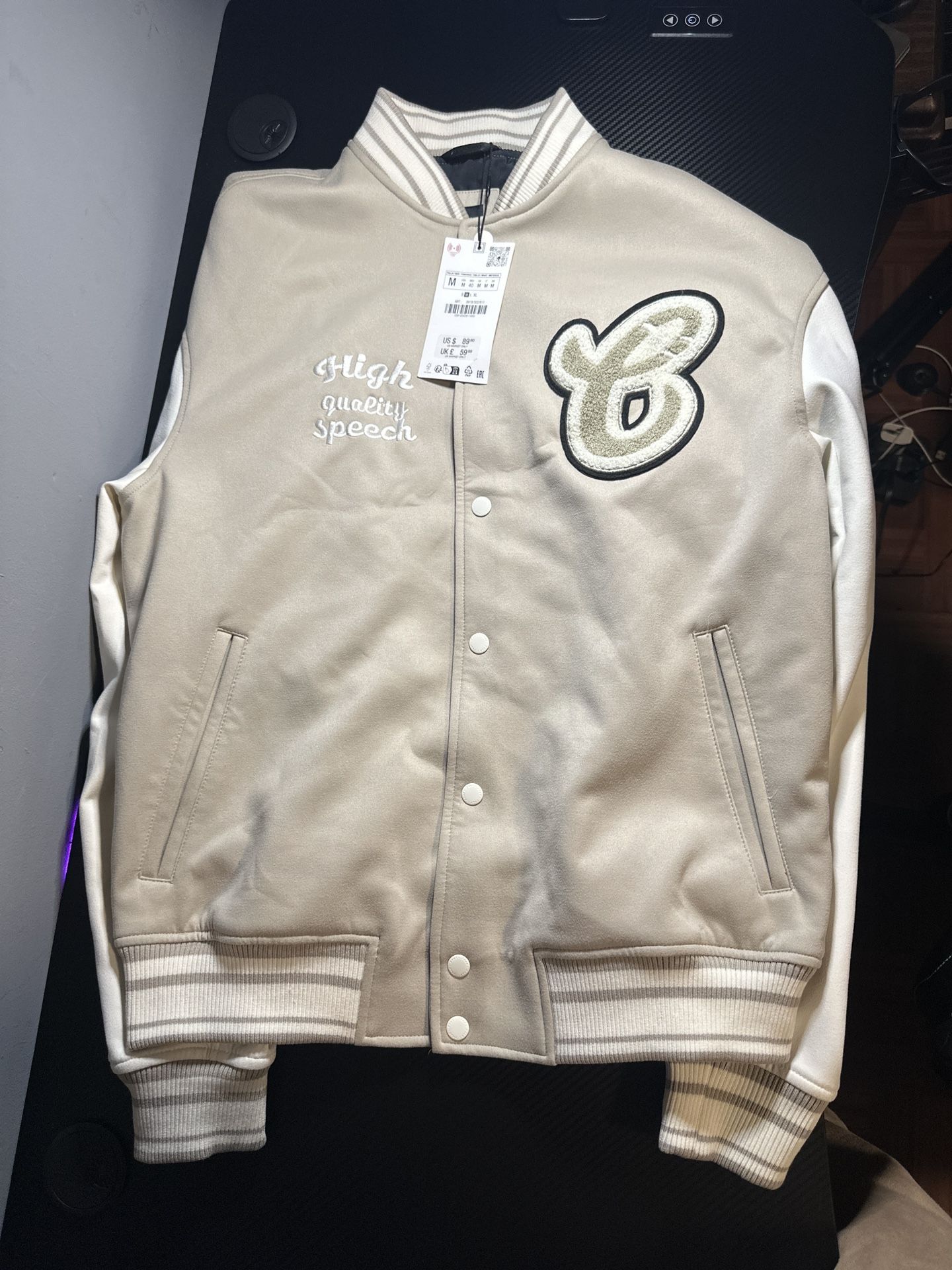 PATCH BOMBER JACKET