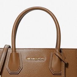 New Ladies Michael Kors Medium Size Shoulder Bag 