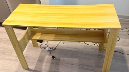 Work desk