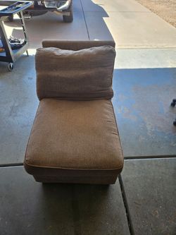 Single Extension Couch