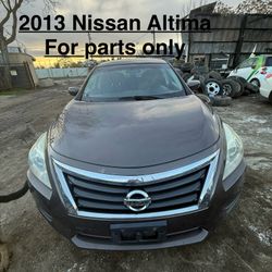 2013 Nissan Altima For Parts Only 