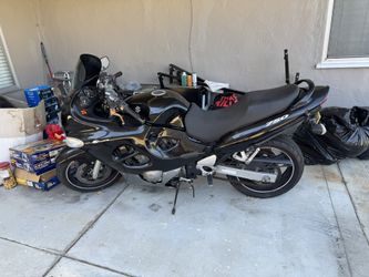 Suzuki katana