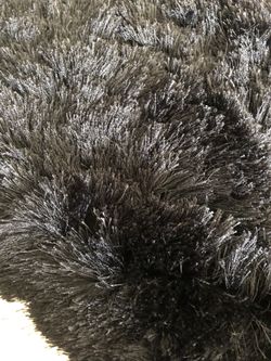 5x7 Black Shaggy Rug