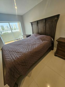 Bed set - Real Wood
