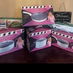 Paris Hilton Set Of  4 Pots