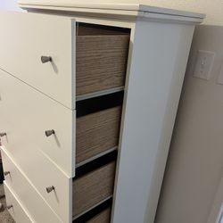 5 Drawer Dresser 