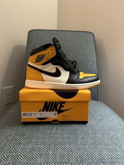 Nike Air Jordan 1 - Pollen (size 10)