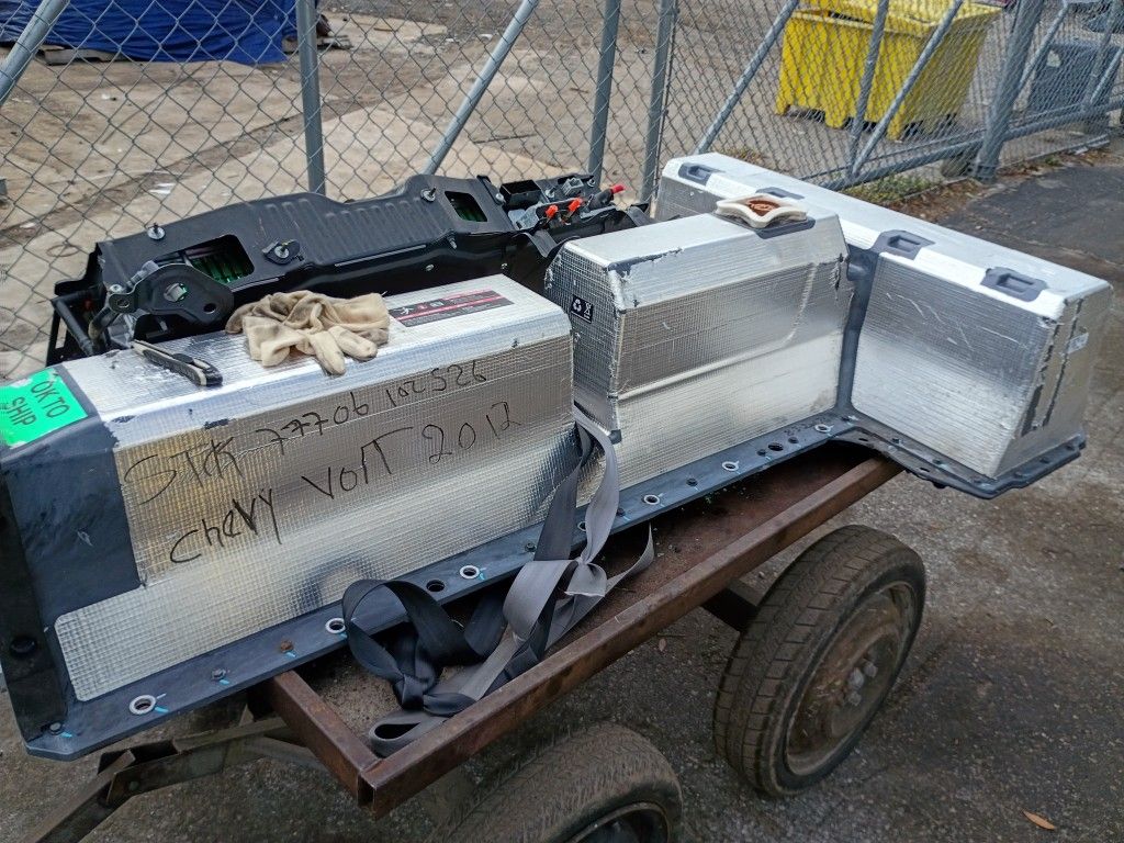 Chevrolet Volt Hybrid Battery