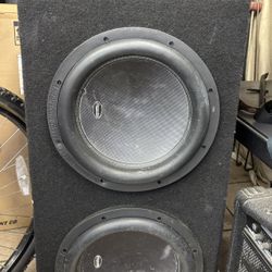 American Bass Car Subwoofer And Rockford Fosgate Amplifier 