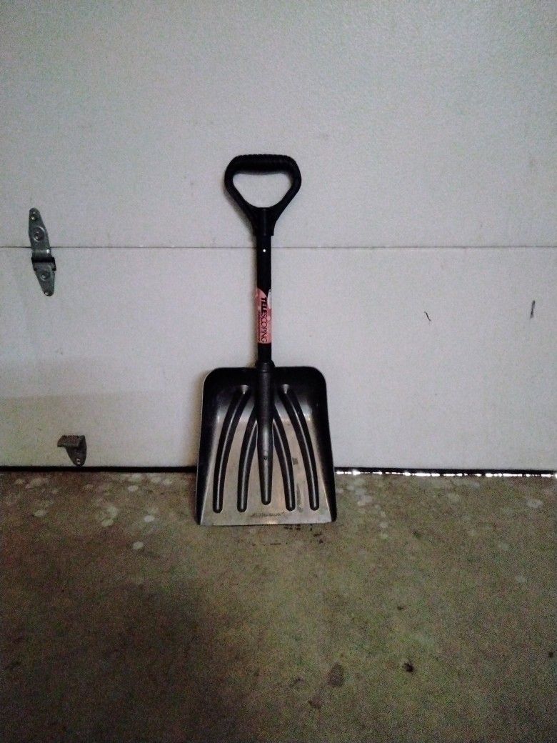 Kids Snow Shovel