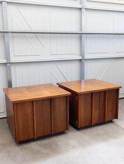 Mid century Lane walnut side or end tables