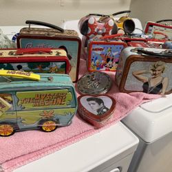 Collectible Lunch Boxes 