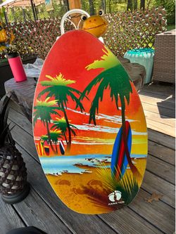 Used hang 10 boogie board good cond has 2 screw holes