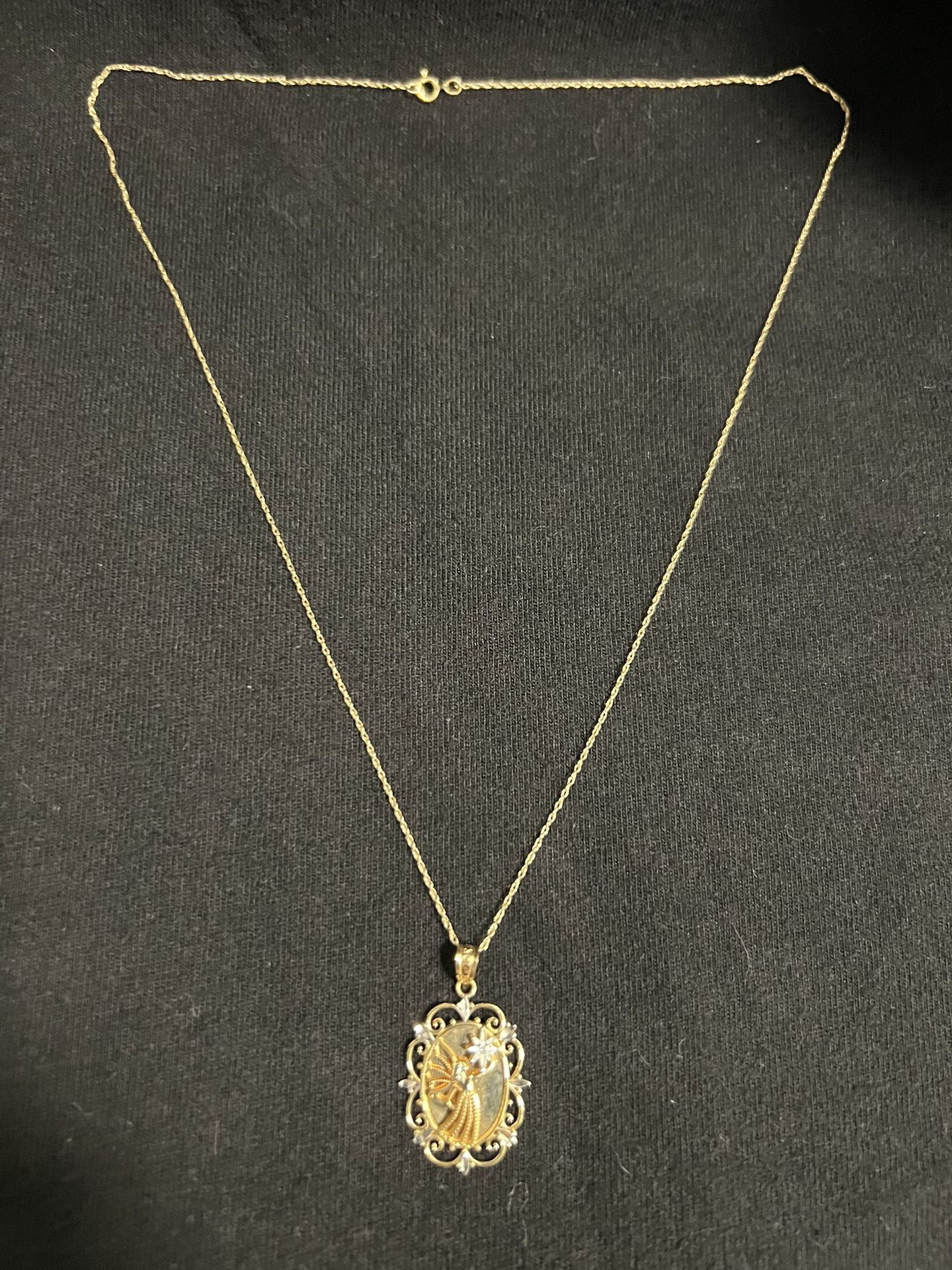 Gold Necklace, Gold Charm, 10K Gold, Good Chain