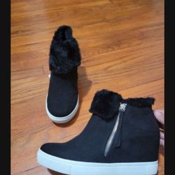 Black Sneaker Wedge Shoes