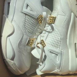 Metallic Gold Jordan 4s (women’s Size 7.5)
