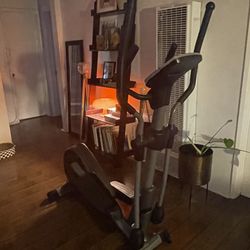 Elliptical SF-E3912