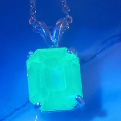 Uranium Glass Octagon Set In Sterling Silver With 20" 925 Chain