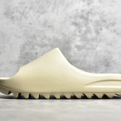 Yeezy Slides Cream 