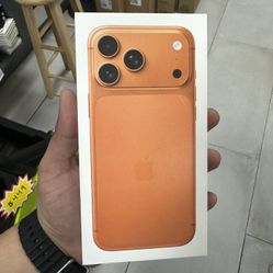 iPhone 17 Pro Max Unlocked 256GB! Finance For $50 Down Payment!!