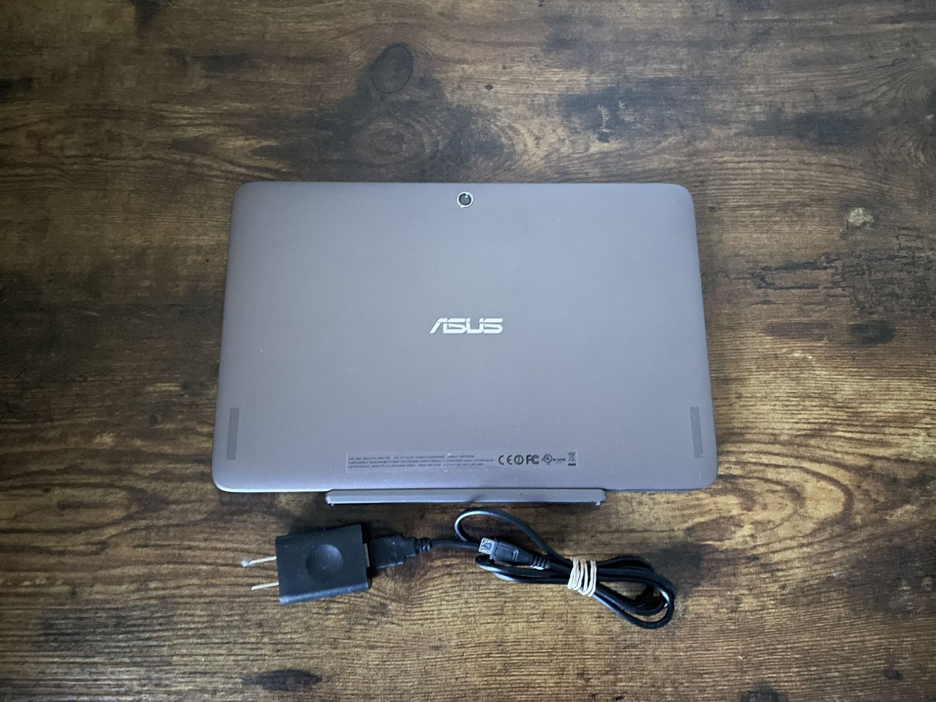 ASUS Transformer Book T100H 2 in 1 Laptop/ Tablet 10.1" Touchscreen w/ Charger