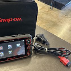 Snap-On SOLUS Edge Scan Tool EESC320 20.2 Scan Tool w charger and case no trades pick up im Tacoma 