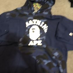 Bape Hoodie XL 