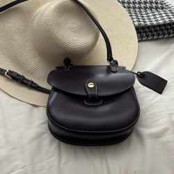 Dooney And Bourke Crossbody 
