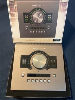 Apollo twin x thunderbolt like new