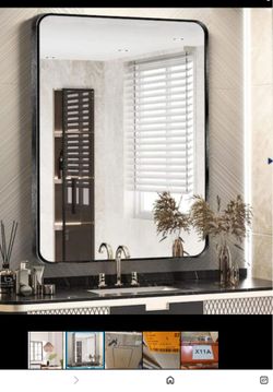 Wall mirror