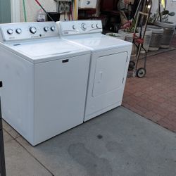 Washer And Gas Dryer 