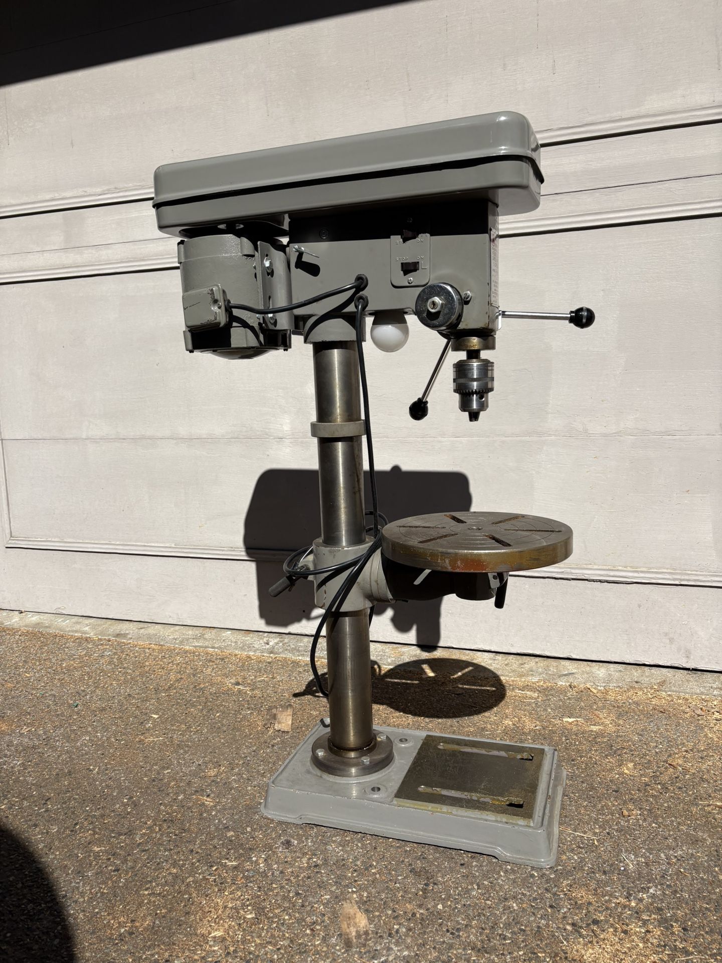 14” 5-speed 5/8” Chuck DrillPress