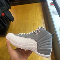 Jordan 12 