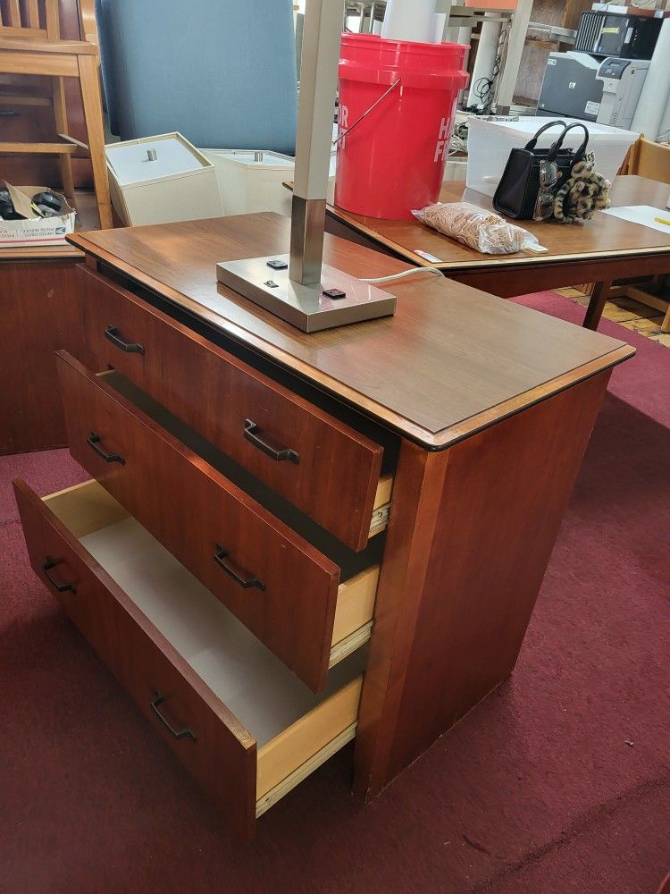 3 DRAWS DRESSER WITH HIGH QUALITY WOOD (HOME53)