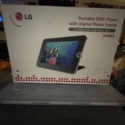 Portable DVD Player With Digital Photo Frame