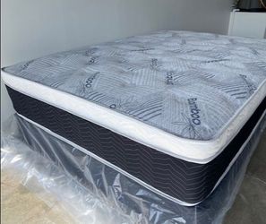 Queen Euro Bamboo Orthopedic Pillow Top Mattress!!