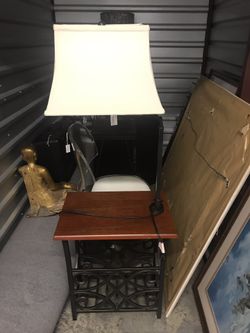 Nice end table lamp combo