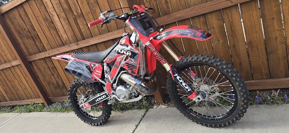 2001 HONDA CR250