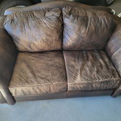 Free Leather Couch And Love Seat 