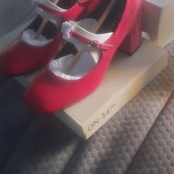 Red Heels NEW