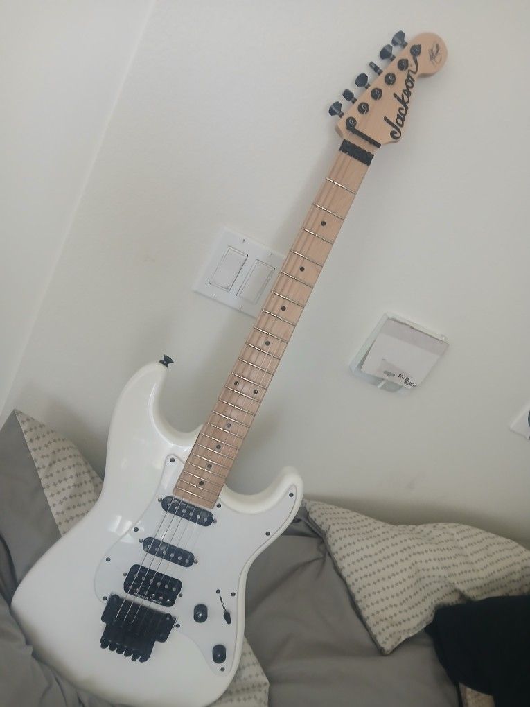 Jackson Adrian Smith Signature w Duncan Sh4.....in Xlnt Condition..$375