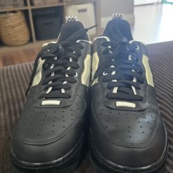 Nike Men Black White Gray Lace-Up Athletic Sneakers Low Top Activewear Casual