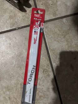 Milwaukee sawzall with blades