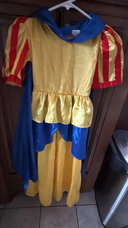 Snow white dress
