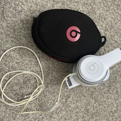 Beats by Dr. Dre White With Cord